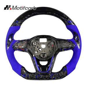 Volante Deportivo Personalizado de Fibra de Carbono Forjado con LED Azul y Agarres Azules para Volkswagen MK8 Golf R GTI Touareg Jetta Tiguan 2020-2025 - Product Image 1
