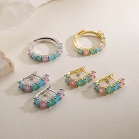 Nouvel ensemble de bijoux boucles d'oreilles et bague en zircon coloré au design tendance, simple, délicat et haut de gamme