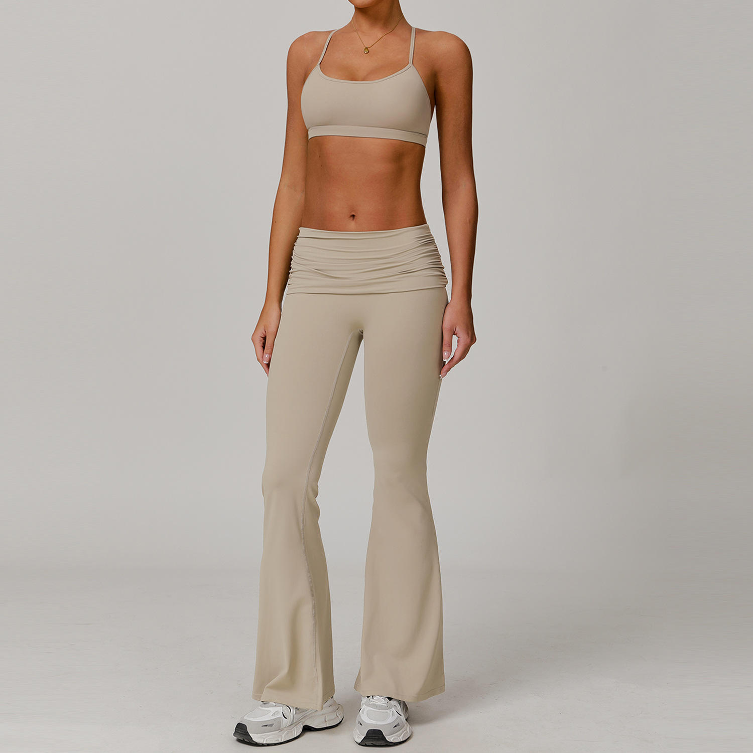 8347 บรา, 8516 กางเกงชั้นในทรงบาน, ผ้าลินิน