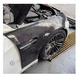 Pièces automobiles personnalisées en gros, performance automobile, pièces automobiles noires, véritable fibre de carbone, garde-boue de voiture Lci pour BMW Série 3 335i E92 E93 2011 2010 - Product Image 3
