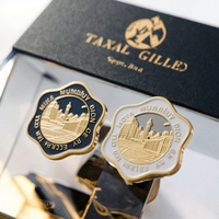 Pin Enamel Berbingkai Bunga Pemandangan Kota OEM, Berlapis Elektro, Embos, Bentuk Kustom, Bros Logam Patriotisme untuk Turis