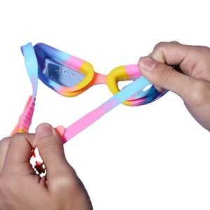 Lunettes de natation dégradées en forme humaine avec boucle automatique anti-buée pour adultes, couleurs mélangées, lentilles en PC, matériau plastique - Product Image 2