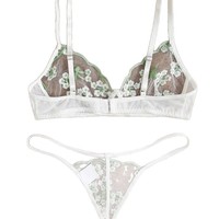 Ensemble de lingerie transparente en maille brodée florale, avec soutien-gorge et string à fines bretelles en dentelle, pour femme, fabrication OEM.