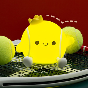 Lámpara de noche Tennis Prince de silicona con alimentación USB, lámpara ambiental portátil para dormir para dormitorio infantil - Product Image 1