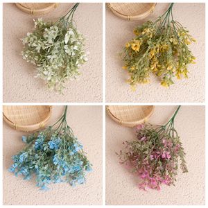 Bouquet de fleurs artificielles CallaFloral en plastique multicolore pour la décoration de la maison et les arrangements de mariage - Product Image 3