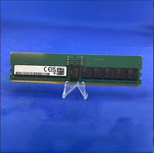 Módulo de Memoria para Servidor de Alto Rendimiento Tier-1, Solo Chipset M393A4K40EB3-CWE, 32 GB DDR4 3200 Mt/S RDIMM, 14G Gen10, en Stock - Product Image 3