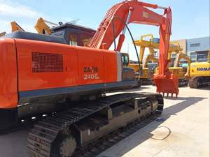 Excavatrice Hitachi ZX240 d'occasion 2023, capacité de charge 24 tonnes, pour projets municipaux et agricoles, avec pompe à engrenages Kawasaki et boîte de vitesses Hawe. - Product Image 3