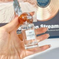 Flacon de parfum en verre transparent de luxe de 25 ml avec pompe plate, personnalisable avec logo sérigraphié, rechargeable, prêt pour diffuseur à bâtonnets