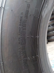 Doublecoin/Maxwind/Supermealer/<span class=keywords><strong>Toprunner</strong></span>/Runever245/70R17.5 10PR 120/116 LT245/75R16 Neumático de camión de fábrica - Product Image 4