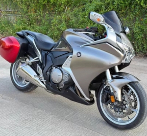Utilizado para <span class=keywords><strong>Honda</strong></span> VFR1200. 1200cc. Motocicleta de <span class=keywords><strong>Segunda</strong></span> <span class=keywords><strong>Mano</strong></span> de Alta Calidad - Product Image 1