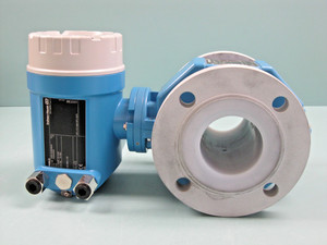 Débitmètre Endress Hauser Promag 55S 4-20mA HART pour eau, boues, produits chimiques, métaux - Product Image 4