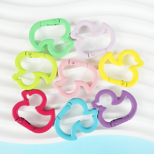 Porte-clés mignon en alliage en forme de <span class=keywords><strong>canard</strong></span> Hong Tu avec impression numérique et design léger pour le bricolage - Product Image 6