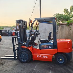 Used Heli 3 Ton Forklift Truck 2024 Model Used Heli Diesel Forklift 3 Ton with Triplex Stage Mast for <b>Material</b> <b>Handling</b> - Product Image 3