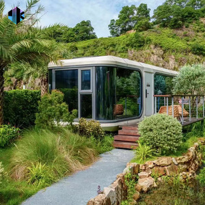 Maison préfabriquée étanche en structure acier inspirée des capsules spatiales pour hôtels, sites touristiques et campings - Product Image 2