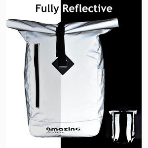 Échantillon gratuit Sac à dos à enroulement tendance avec logo personnalisé, imperméable et écologique en polyester recyclé RPET pour les voyages - Product Image 2