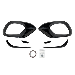 Kit aérodynamique pour Mercedes-Benz CLA-Class W118, comprenant un becquet avant, un cadre de feux antibrouillard et une lame d'air, en matériau PP, installation par colle ou vis. - Product Image 1