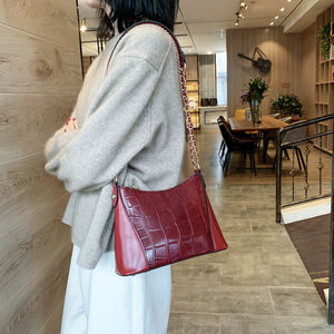 Bolso cruzado de cuero sintético con patrón de piedras para mujer, bandolera pequeña con cadena para hombro, <span class=keywords><strong>2020</strong></span> - Product Image 3