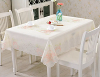 Rouleaux de couverture de table imperméable PVC PET nappe en plastique imprimée personnalisée de luxe