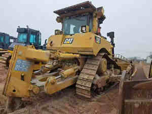 Bulldozer CAT D8R Japonés Usado Original con Motor, Caja de Cambios y Bomba de Alta Calidad en Venta - Product Image 3