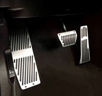 YIQIDA pour BMW Série 3, kits intérieurs perforés, couvre-pédales de frein et d'accélérateur en alliage d'aluminium, 3 pièces avec vis antidérapantes