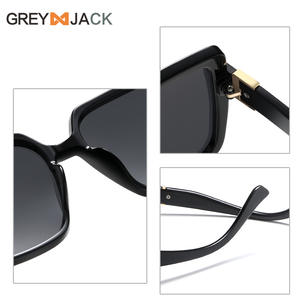 Gafas de Sol Cuadradas Extra Grandes Grises para Mujer, Protección UV400, Polarizadas, Marco TR90, Lentes TAC, Moda, Viajes, Conducción, Fiestas - Product Image 3