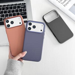 Étui de protection antichoc en cuir TPU de haute qualité pour 12/13/14/15/16/17/Pro Max avec design couleur unie - Product Image 1