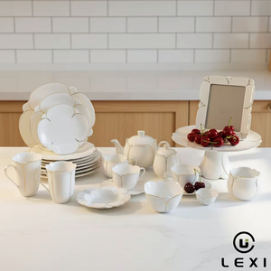 Service de vaisselle en porcelaine blanche avec bordure dorée de luxe Lily Design pour mariage, <span class=keywords><strong>restaurant</strong></span>, fête - Product Image 2