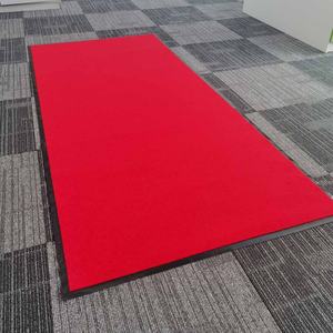 Tapis rouge en gros pour décoration de mariage et de fête - Product Image 6