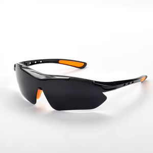 Lunettes de sécurité industrielle de haute qualité Anti-buée et anti-éclaboussures Lentille en polycarbonate anti-poussière Lunettes de protection des yeux - Product Image 1