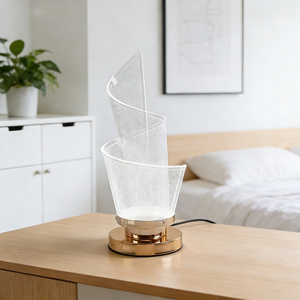 Lámpara de Mesa Acrílica Moderna con Forma de <span class=keywords><strong>Antorcha</strong></span> para Sala de Estar u Hotel, Modelo Artístico Irregular Simple con Cuerpo de Metal - Product Image 3