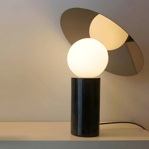 Lampe de table au design nordique, lumière LED, base d'ampoule E27, commande par interrupteur, décoration pour la maison, la chambre à coucher, utilisation hôtelière - Product Image 1