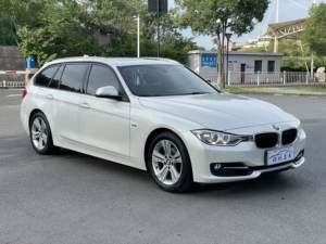 <span class=keywords><strong>BMW</strong></span> Série 3 (Importé) 2013 <span class=keywords><strong>320i</strong></span> Sport Design Package Touring Edition - Product Image 3
