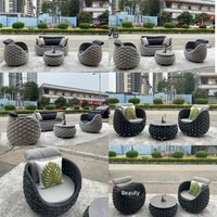 Ensemble de jardin trois pièces transfrontalier en rotin avec structure en acier, canapé et chaise en corde, design minimaliste moderne et écologique pour extérieur et cour