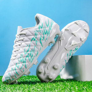 <span class=keywords><strong>รองเท้า</strong></span><span class=keywords><strong>ฟุตบอล</strong></span>ข้ามพรมแดนแบบหุ้มข้อต่ำ รุ่น KJ01 สำหรับวัยรุ่น หญิง/ชาย พื้น<span class=keywords><strong>หญ้า</strong></span><span class=keywords><strong>เทียม</strong></span> AG แบบตะปูยาว/สั้น สำหรับการแข่งขันและฝึกซ้อม - Product Image 1