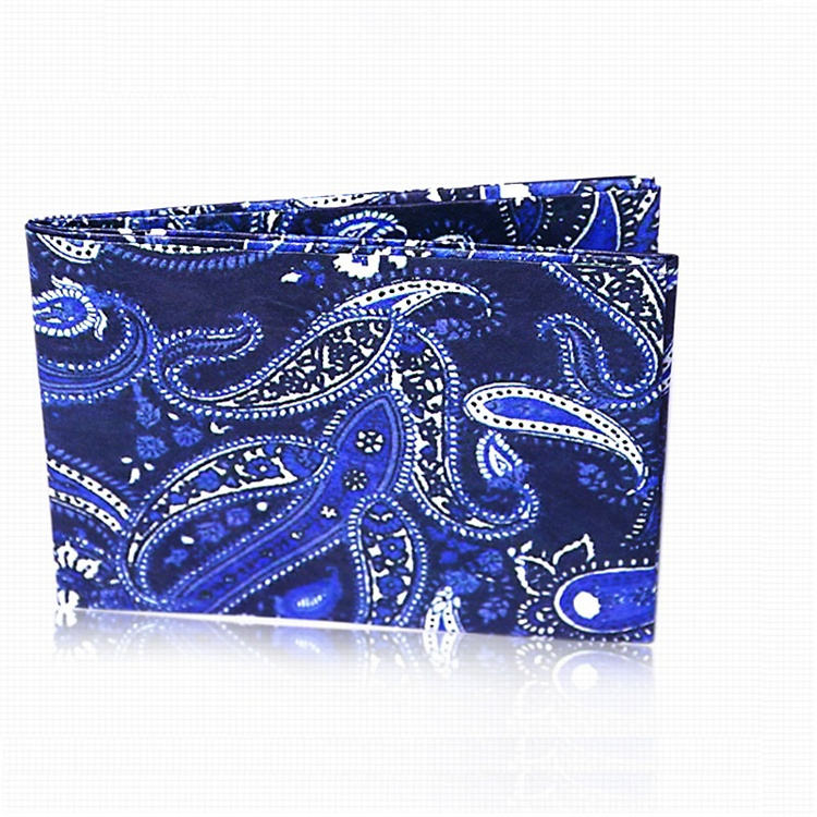 สีน้ำเงิน