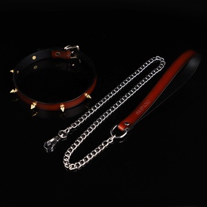 Girocollo gotico regolabile in pelle con rivetto Punk - Product Image 1
