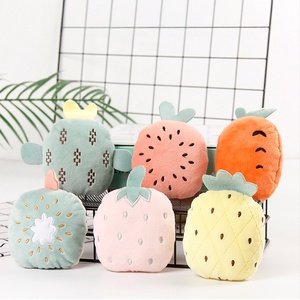 Bestseller katten speeltje met knisperpapier, kattenkruid en pluche fruitdesign, interactief, schattig, voor speeltijd en verrijking van de kittenleven - Product Image 2