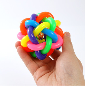 Juguetes para Masticar para Limpiar los Dientes de Mascotas en Varios Tamaños, Coloridas Pelotas de Goma en Forma de Arcoíris, Juguetes de Peluche para Perros - Product Image 5
