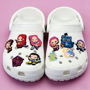 Nuevos dijes de PVC de moda para zapatos de niña con diseño de dibujos animados, dijes para zuecos Kpop Demon Hunters, dijes para zapatos para fiestas, para fans de cantantes - Product Image 1