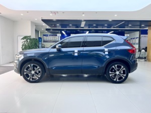 Se Aceptan Pedidos Personalizados 2021 para <span class=keywords><strong>Xc40</strong></span> <span class=keywords><strong>T4</strong></span> <span class=keywords><strong>Awd</strong></span> Edición de Lujo, SUV Usado, Asientos de Cuero, Interior Oscuro, Neumáticos R17, Transmisión Automática - Product Image 3
