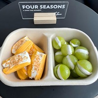 Boîte à lunch ovale à 2 compartiments en bagasse de canne à sucre, écologique, biodégradable, recyclable, compatible micro-ondes, conteneur sectionnel
