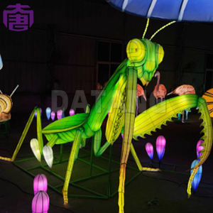Linterna tradicional del Festival de animales modelo Mantis, luz de decoración de Año Nuevo de Halloween y exhibición de tema de Navidad - Product Image 4