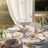 Ensemble de supports à gâteaux en cristal plaqué or de luxe, plateau à dessert rond miroir pour la décoration de banquets et d'événements