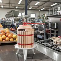 XH Brand Multifunctionele Fruitpers - Eenvoudig te bedienen model 001 spiraalvormige kern voor fruit- en wijnproductie