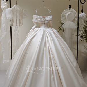 LY103 Vestido de novia glamuroso de satén con cuello barco y corte imperio, con corsé - Product Image 6