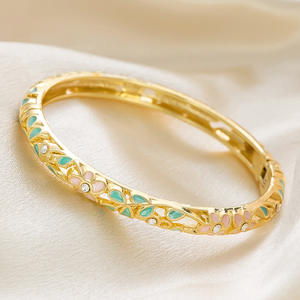 Yeni Renkli Elmas Açık Oyuklu Lüks Şık Kadın Bakır Zincir Bileklik. Retro Geleneksel Hediye - Product Image 5