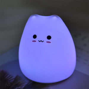 <span class=keywords><strong>Lampe</strong></span> led intelligente en forme de <span class=keywords><strong>chat</strong></span> avec pile AAA, design mignon, luminaire décoratif d'intérieur, lumière à couleur changeante, rvb, nouveau modèle - Product Image 3