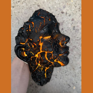 Lámpara de Pared Esculpida en Resina Sintética con Diseño de Rostro Agrietado y Temas de Hadas y Amor para la Vuelta al Cole y Decoración del Hogar - Product Image 4