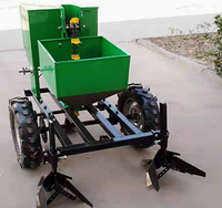 Planteuse de patates douces/ail à 2 rangs pour tracteur 3 points avec fertiliseur