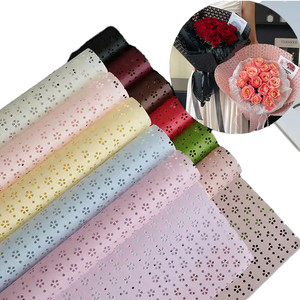 Nouveauté mode, vente chaude, <span class=keywords><strong>papier</strong></span> fleuri en plastique opaque coréen pour fleuriste, revêtement PVC unilatéral - Product Image 2